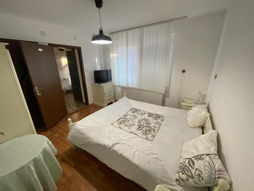 Fortress Apartments Nagyvárad Kültér fotó
